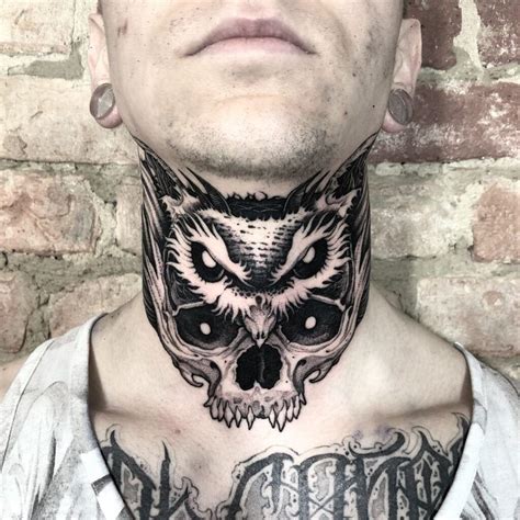 Neck And Throat Tattoos Men Best Neck Tattoos Neck Tattoo For Guys Cool Chest Tattoos Hand