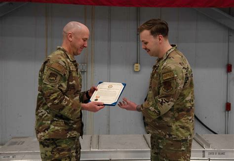 Oregon National Guard Airmen Recognized For Bravery National Guard