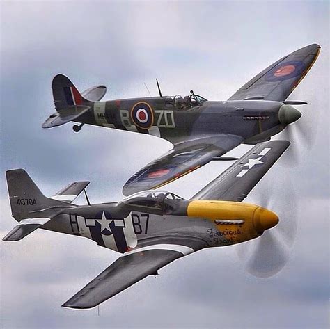 P 51 Mustang Amp A Spitfire In Formation Warbird Wwii Fighter Planes Aircraft Vintage Aircraft