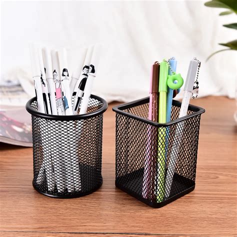 5 Unique Pen Holders for Your Desk