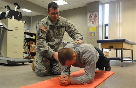 5 Ways PT Helps Soldiers Heal and Recover