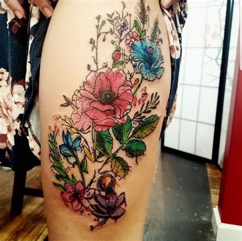 Pinned Onto Best Tattoos Board In Tattoos Category Flower Hip Tattoos