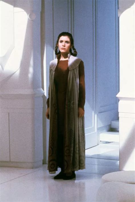 Princess Leia Amp 39 S Best Star Wars Outfits From That Gold Bikini To Her New Attire As A General