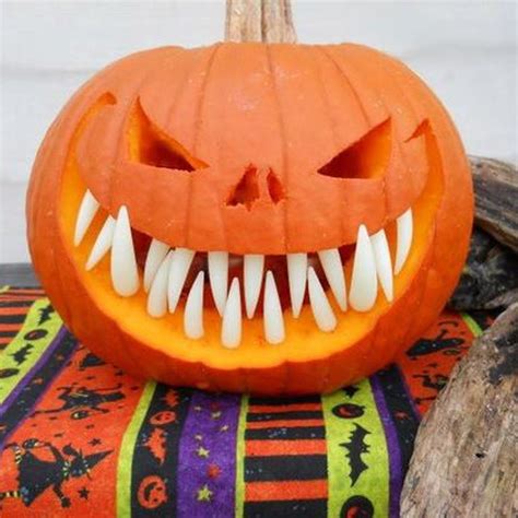 5 Spooky Pumpkin Ideas with Teeth