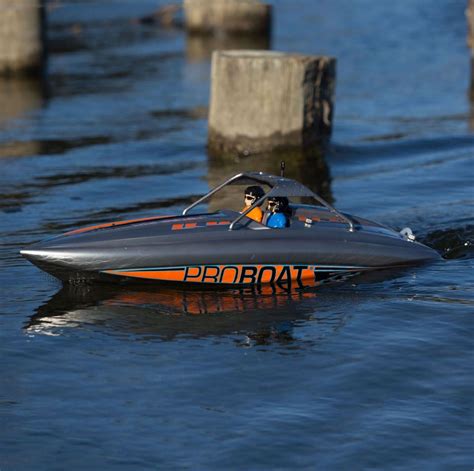 Racing with RC Jet Boats for Thrill Seekers