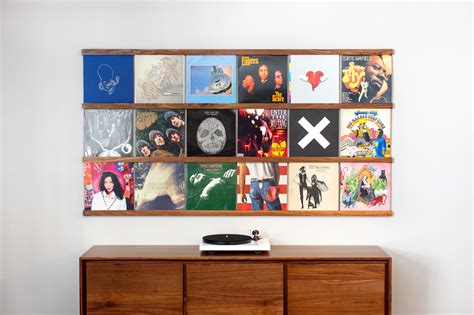 Organizing Records on a Shelf Made Easy