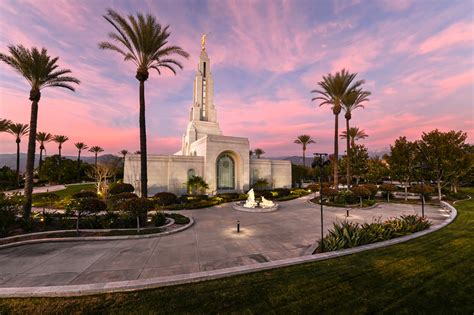 5 Facts About the Redlands California Temple