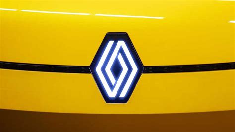 Renault Is The Next Automaker To Change Its Logo Starting 2022