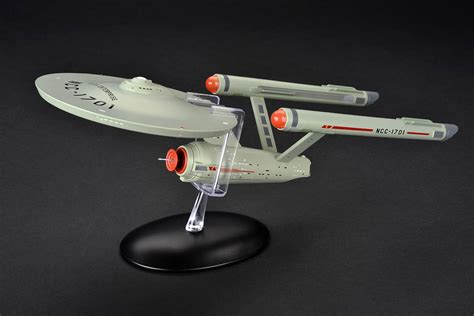 Review Eaglemoss Star Trek Xl Starships Collection So Far Trekmovie Com