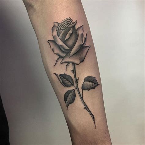 8 Beautiful Rose and Stem Tattoo Designs to Inspire