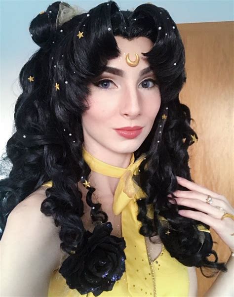 Sailor Moon Luna Cosplay