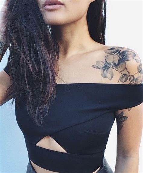 Shoulder Tattoos for Women: A Style Guide