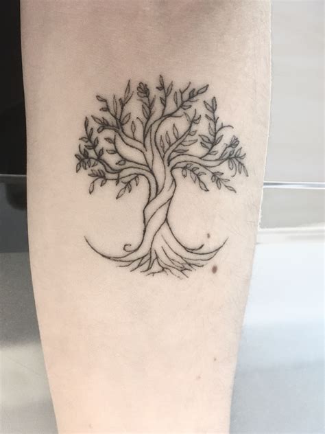 Simple Tree Tattoo Designs for Nature Lovers