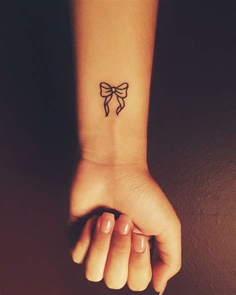 Small Simple Tattoo Designs For Girls On Wrist