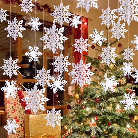 6 Snowflake Christmas Decorations to Try This Year