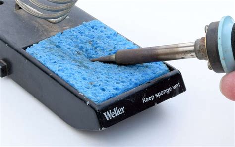 Soldering Sponge: The Essential Tool for a Clean Workspace