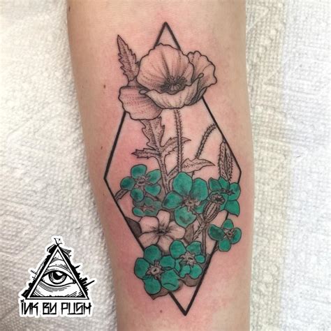 Stipple And Color Flowers Tattoo By Regina Push Estrada Tattoonow