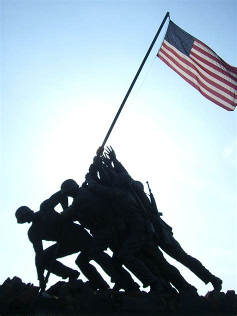 Strength The Statue Of The Five Soldiers Raising The Flag Flickr