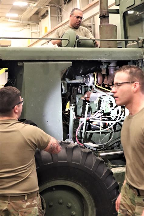 Students Complete Training In Rts Maintenance 91L Course At Fort Mccoy