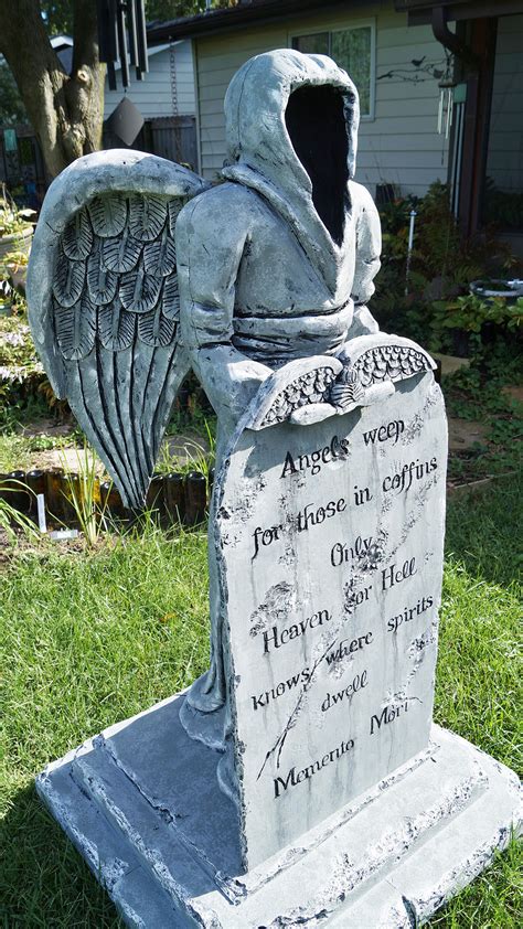 5 Ways to 3D Print Styrofoam Tombstones with STL