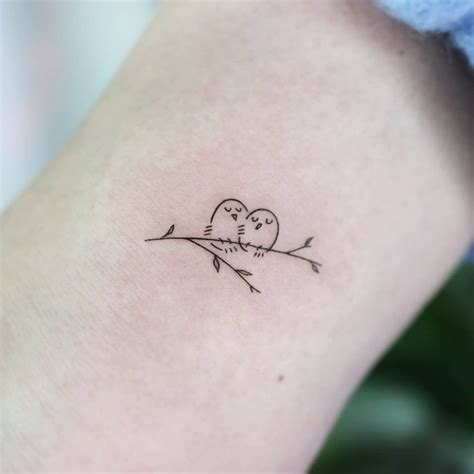 7 Easy Small Bird Tattoo Ideas