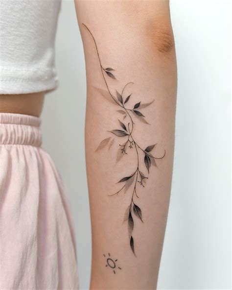 Vibrant Tattoo Leaf Designs for Nature Lovers