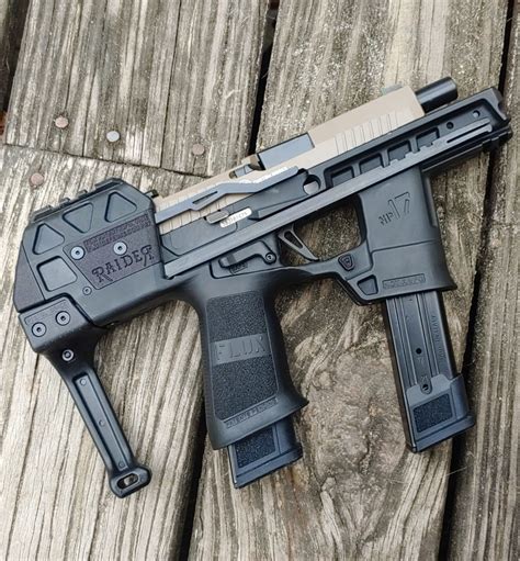 The Flux Raider From Pistol To Pdw