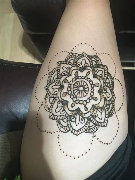 Thigh Henna Round Flower With Shading Thigh Henna Geometric Tattoo