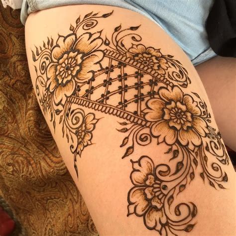 Thigh Henna Tattoo Ideas