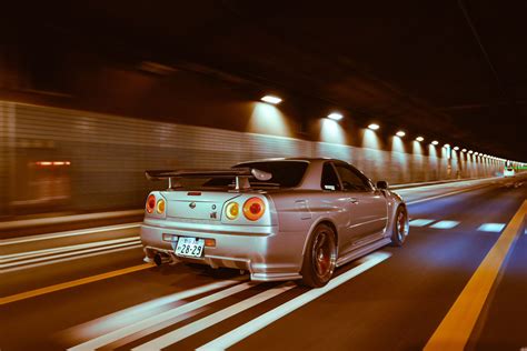 This Modified Nissan Skyline Gt R R34 Pulls Nearly 800 Hp At The Dyno