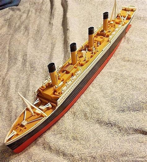 Titanic Submersible Model