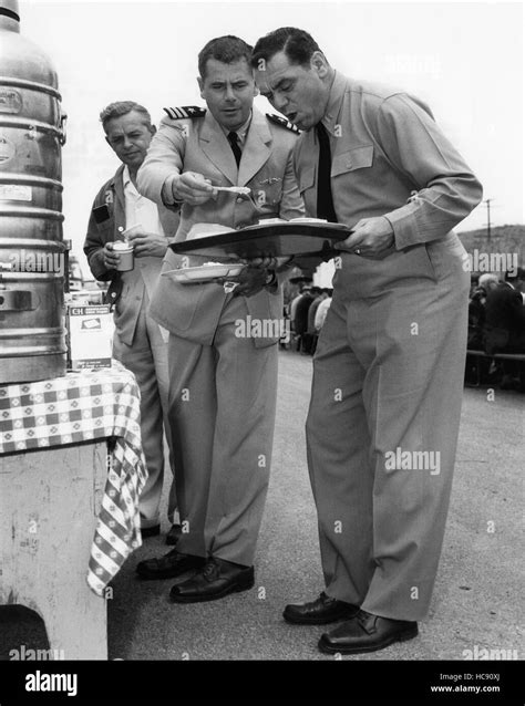 Torpedo Run Director Joseph Pevney Back Glenn Ford Ernest Borgnine