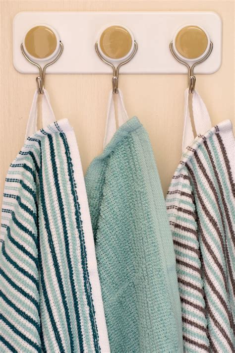 5 Ways to Use Towels with Hooks