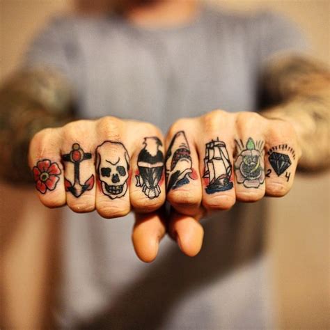 Traditional Knuckle Tattoos