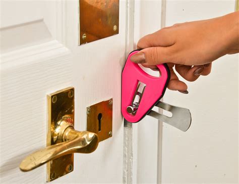 7 Essential Travel Door Locks for Safer Trips