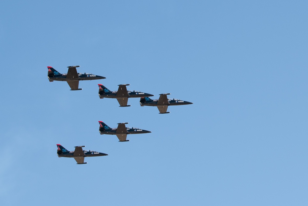 5 Ways to Enjoy the Travis AFB Air Show - Military and Veteran