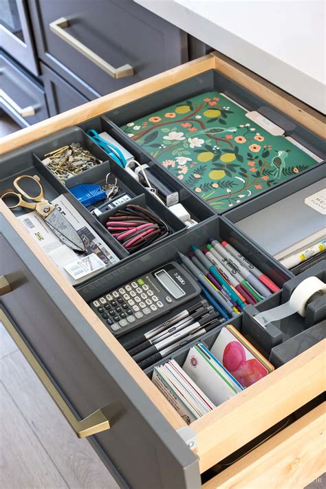 Trendy Deep Desk Drawer Organization Office Spaces Ideas Desk Drawer