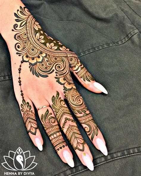 Trendy Mehndi Designs For Fingers Simple Back Hand Mehndi Designs