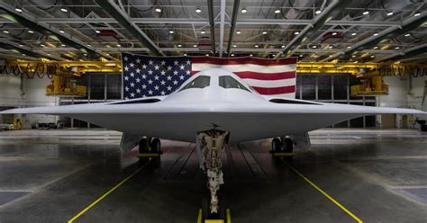 Us Air Force Unveils New Stealth Nuclear Bomber The B 21 Raider