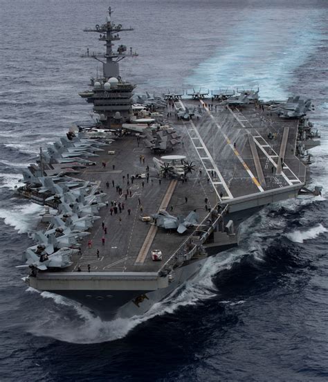 Uss Abraham Lincoln Cvn 72 Transits The Pacific Ocean Dec 14 2024 2985 X 1987 R Warshipporn