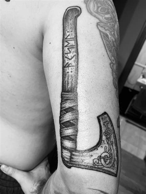 Viking Axe Tattoo Tattoos Axe Tattoo I Tattoo