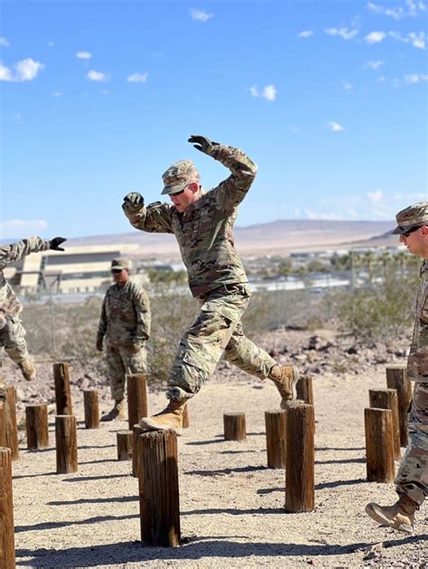 Wach Soldiers Boost Teamwork Resilience Skills On Obstacle Course Article The United States