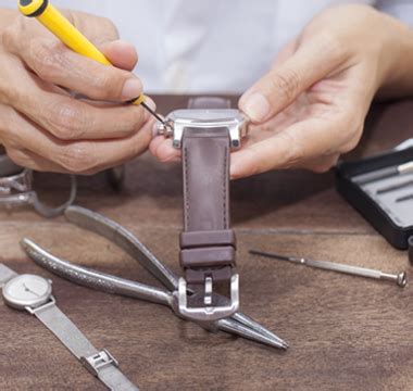 Watch Band Adjustment Fast Fix Jewelry And Watch Repairs