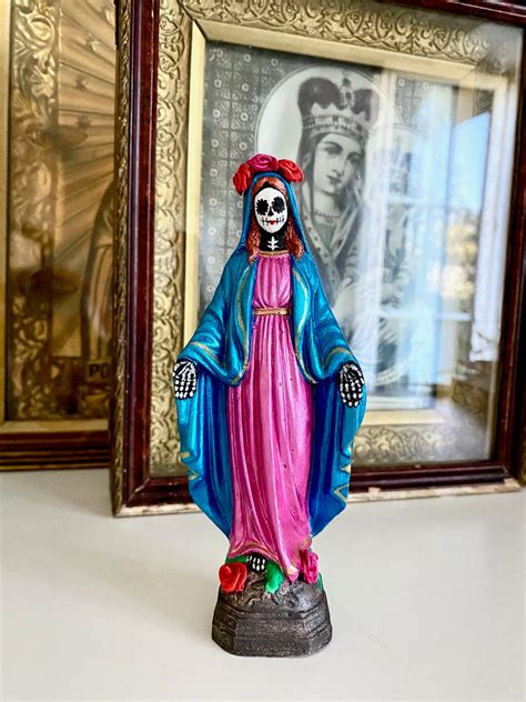 What Does The Santa Muerte Tattoo Mean Symbol Sage