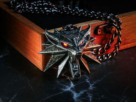 Witcher Wild Hunt Medallion With Led Eyes The Witcher Elbenwald