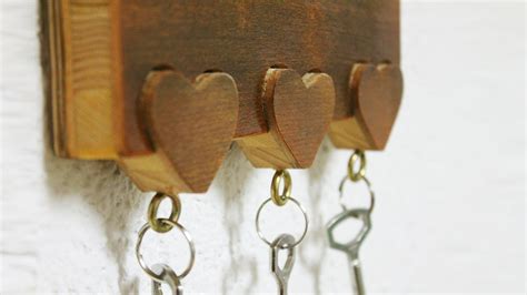 Woodworking Ideas Diy Wooden Key Holder For Wall Youtube